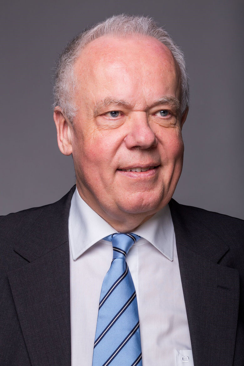 Dr. Thomas von Plehwe